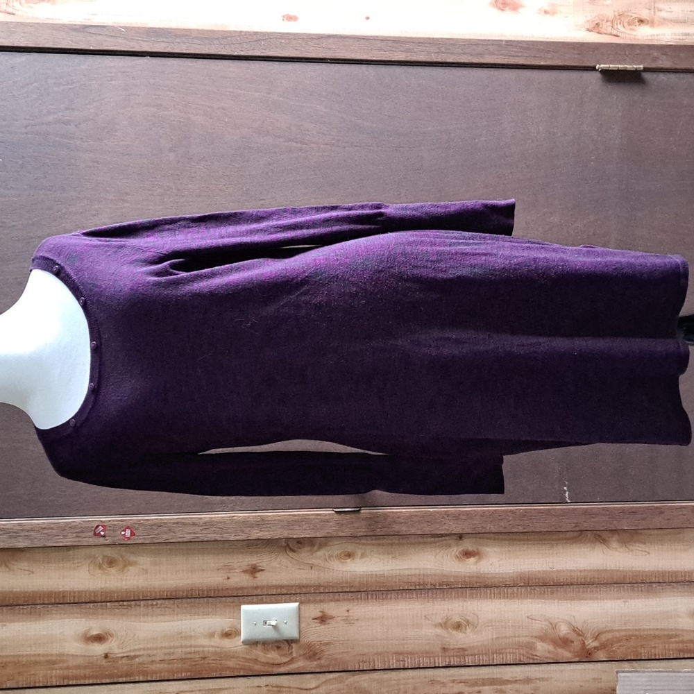 Dailey Fuentes size medium knit dress, wine/black